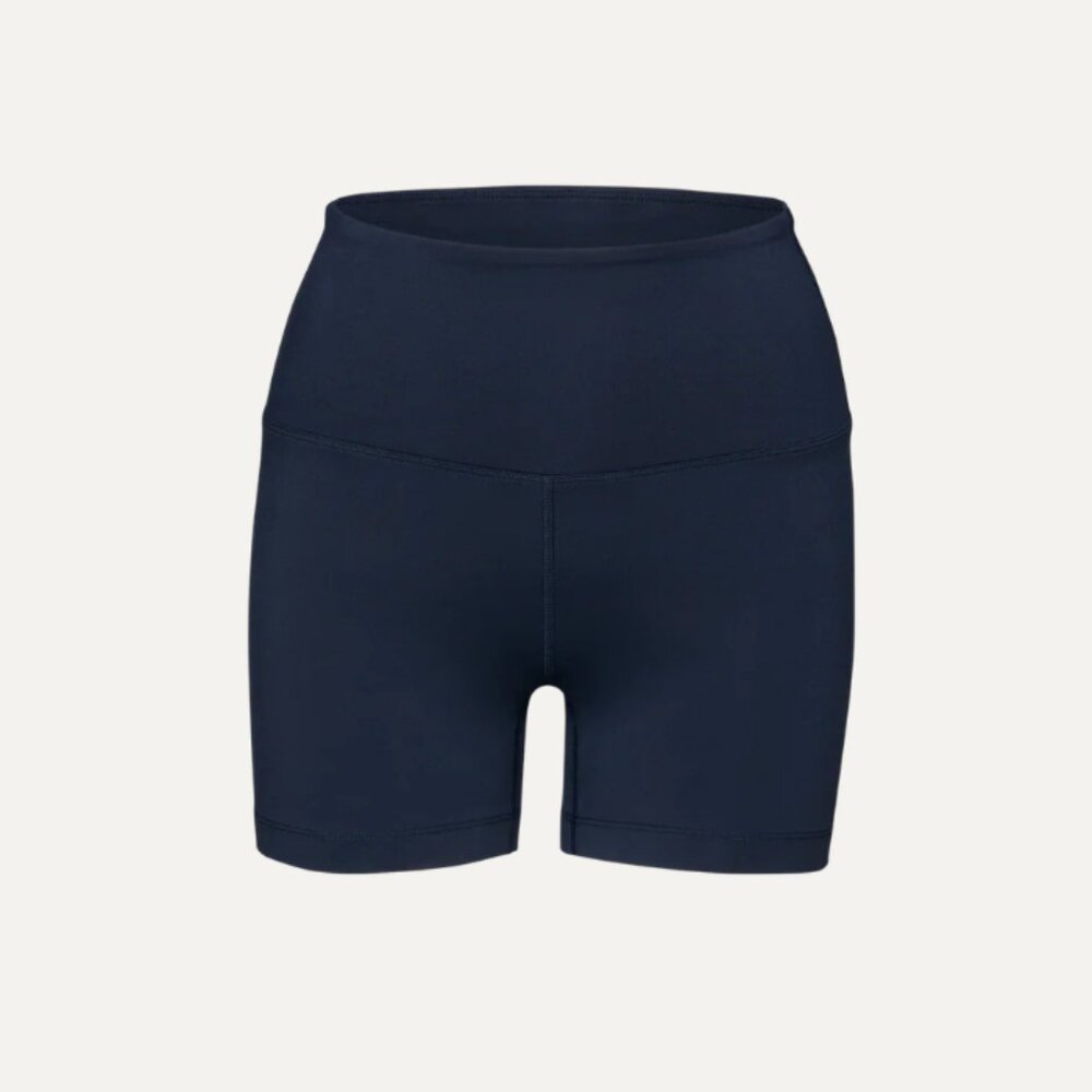 NWT Women’s NoBull High-Rise Short 4” – Small